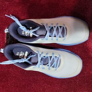 Darling Women's Light Gray & Blue Lightweight Running Shoes NWT 8.5